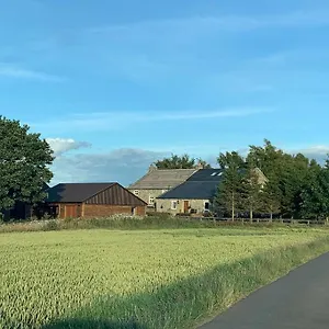 https://the-mistalcow-close-barn-leyburn-relax-and-enjoy.yorkshirehotels.net